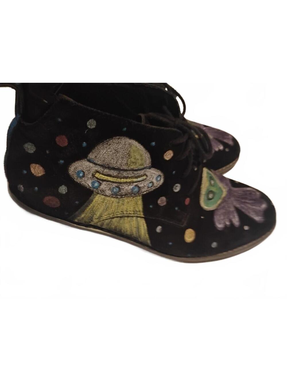 Bruno Marc Space Alien UFO Hand Painted Custom Black Suede Ankle Boots Size 7